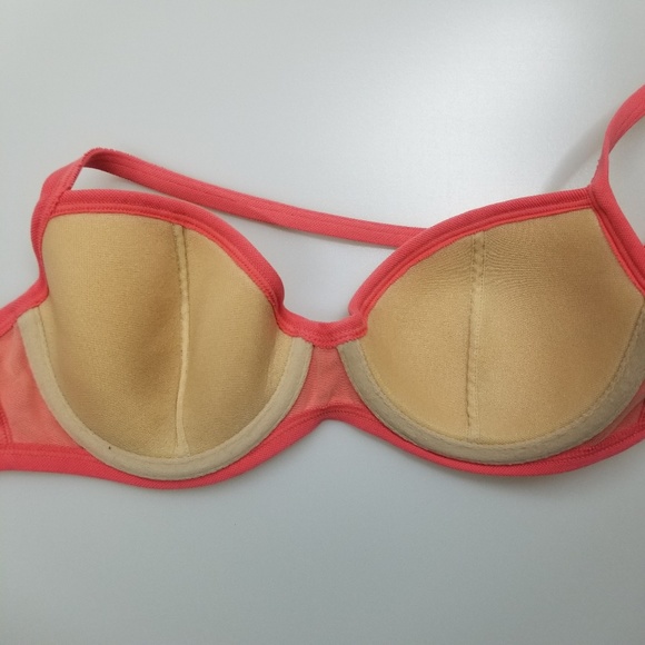 ❤️ Victoria's Secret Pink Bikini Top size 34B - Picture 3 of 8